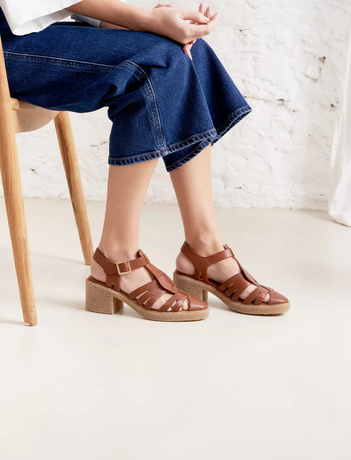 Women Pied de Biche Heeled Sandals<Celeste