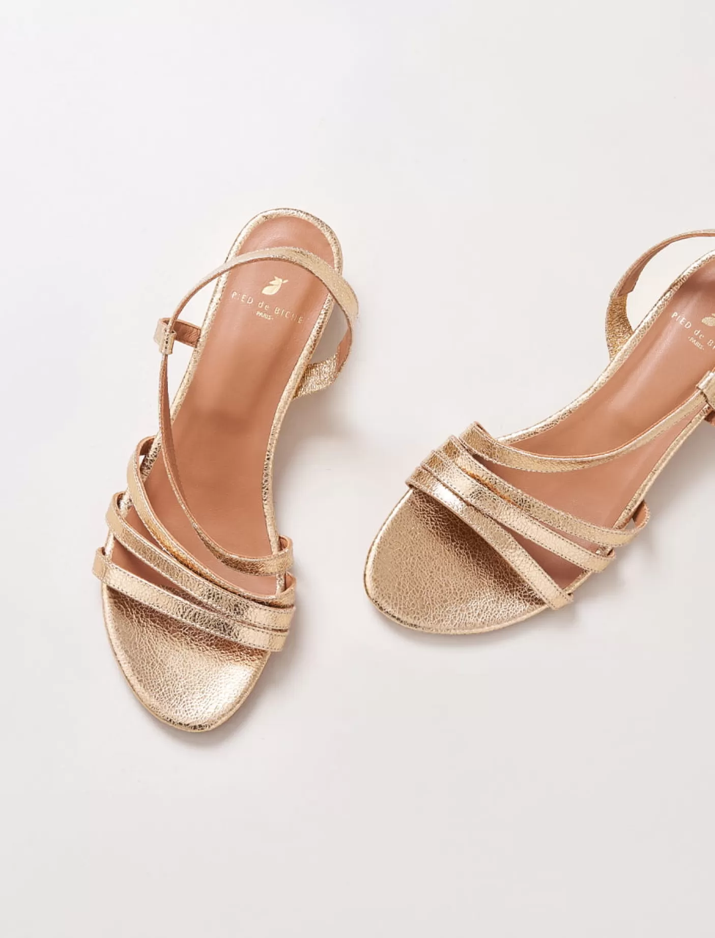 Women Pied de Biche Flat Sandals<Leonie