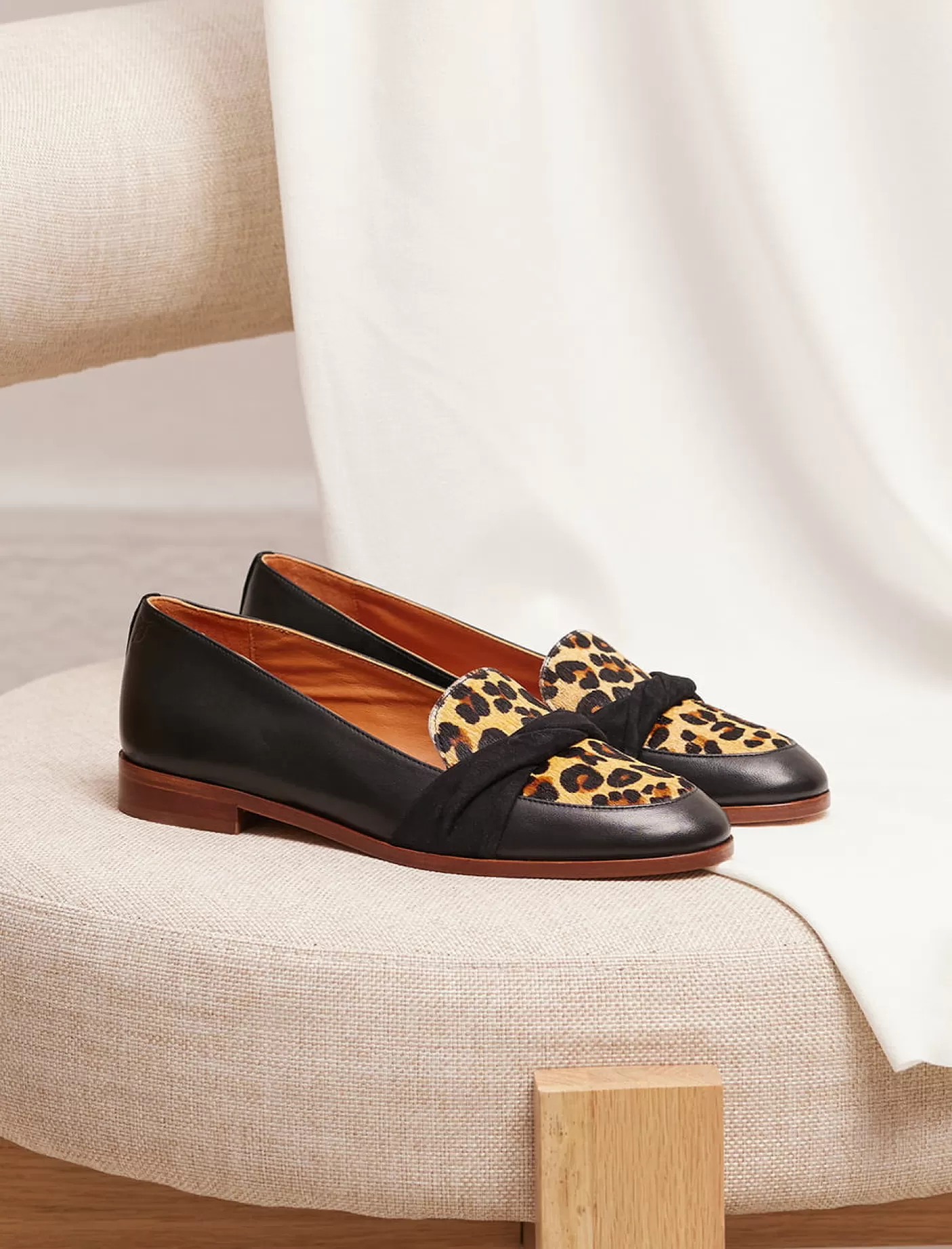 Women Pied de Biche Loafers And Derbies<Lilly